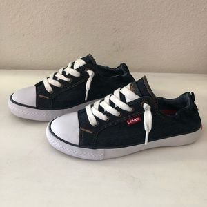 Levi’s Domfort Chuck Sneakers